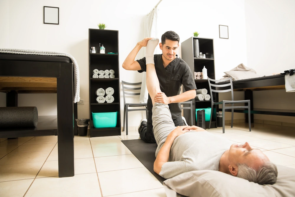 Chiropractor providing treatment to patient near Hazel Dell WA